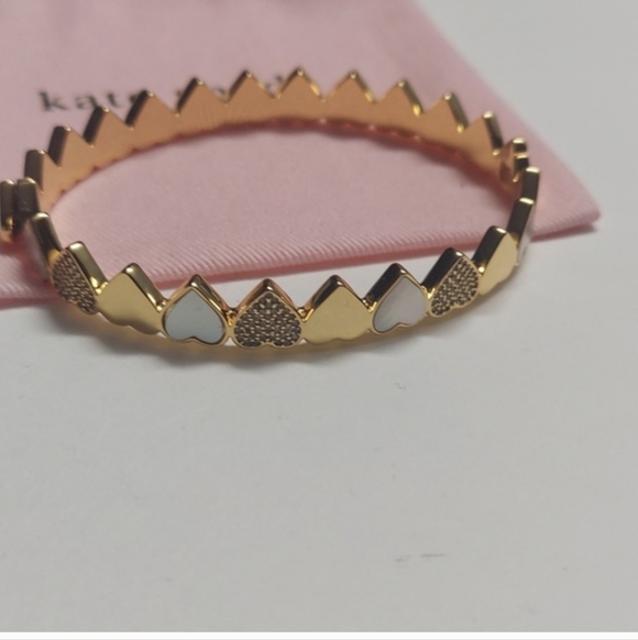 Kate Spade New York‎ Take Heart Hinge Bangle Bracelet NWT - Picture 4 of 11